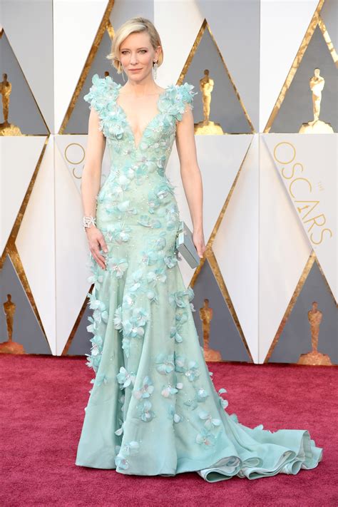 list of oscar dresses